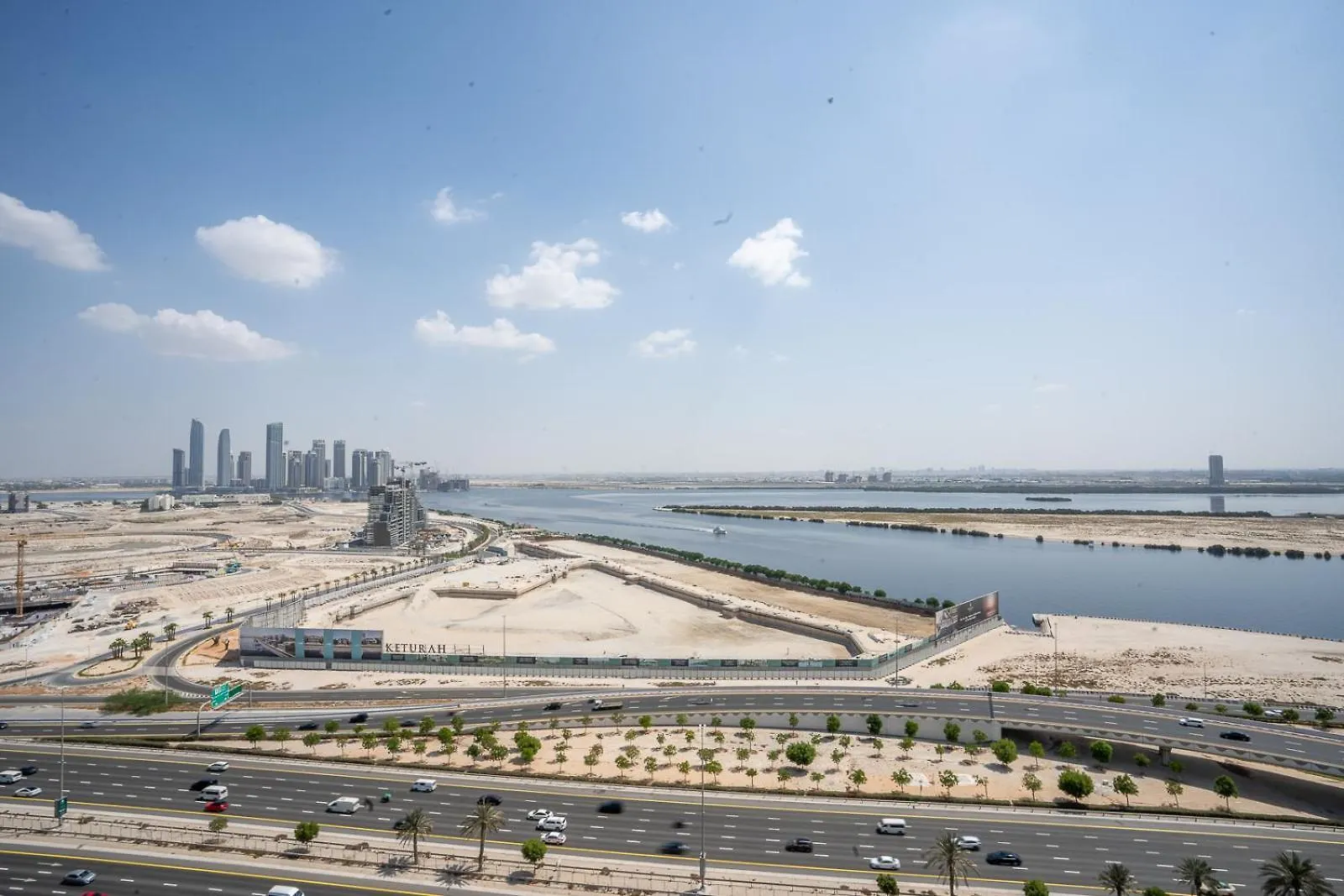 Apartment Rh - Stunning Canal View 01 Bedroom With Top Amenities, Newly Furnished Dubai
