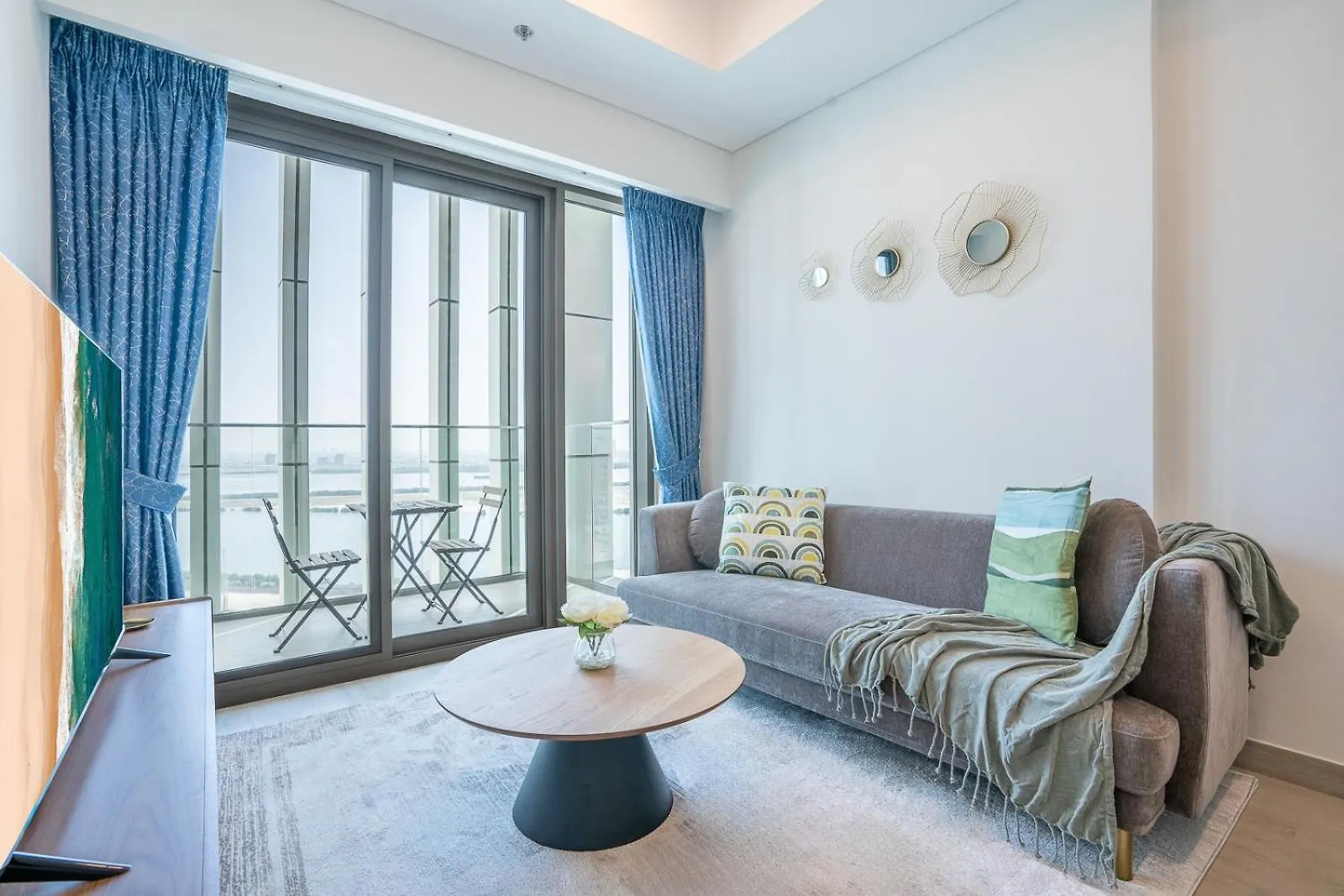 Rh - Stunning Canal View 01 Bedroom With Top Amenities, Newly Furnished Dubai