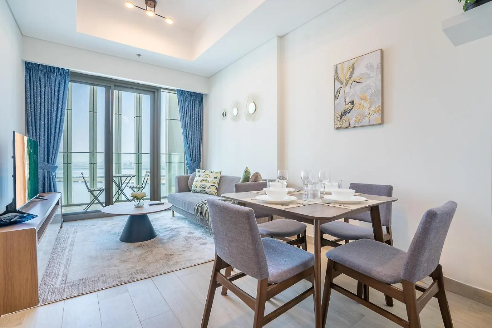 Apartment Rh - Stunning Canal View 01 Bedroom With Top Amenities, Newly Furnished Dubai